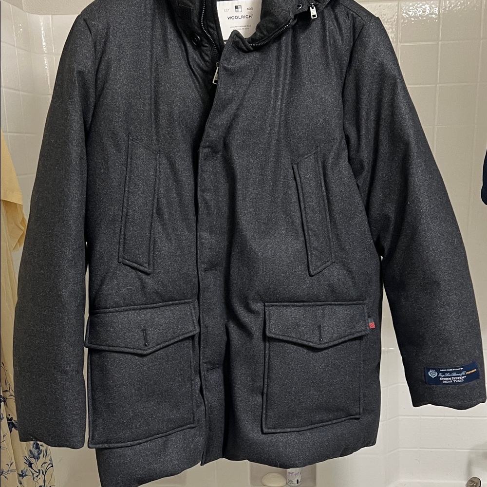 Woolrich Men's Charcoal Puffer Jacket